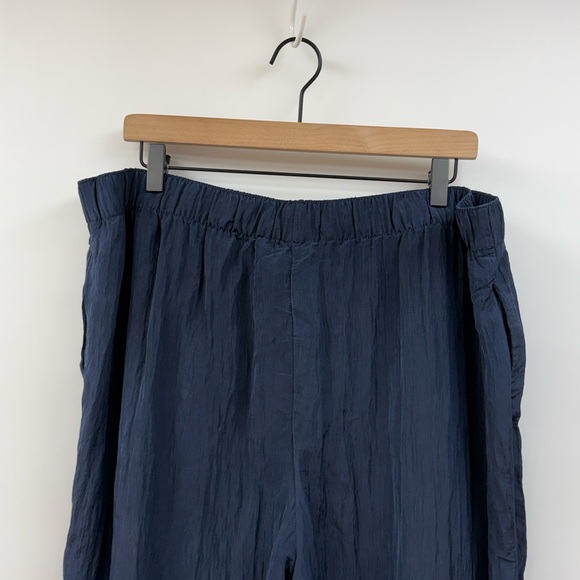 Abercrombie & Fitch Crinkle Woven Pull-On Relaxed Wide Leg Pant Navy XL - Picture 7 of 10